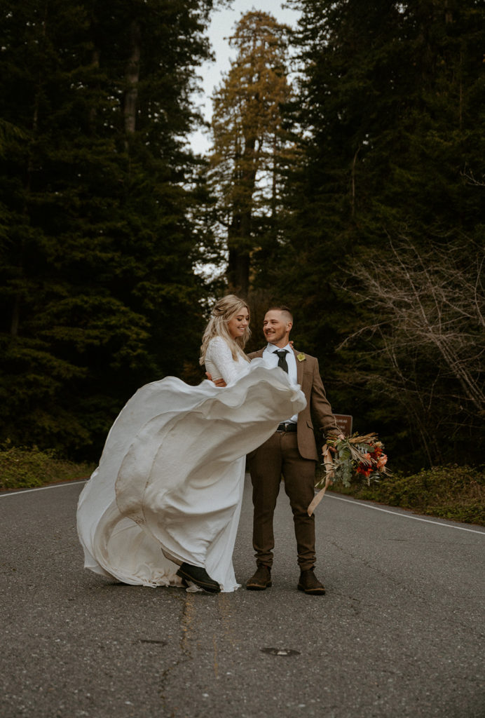 Oregon elopement photos