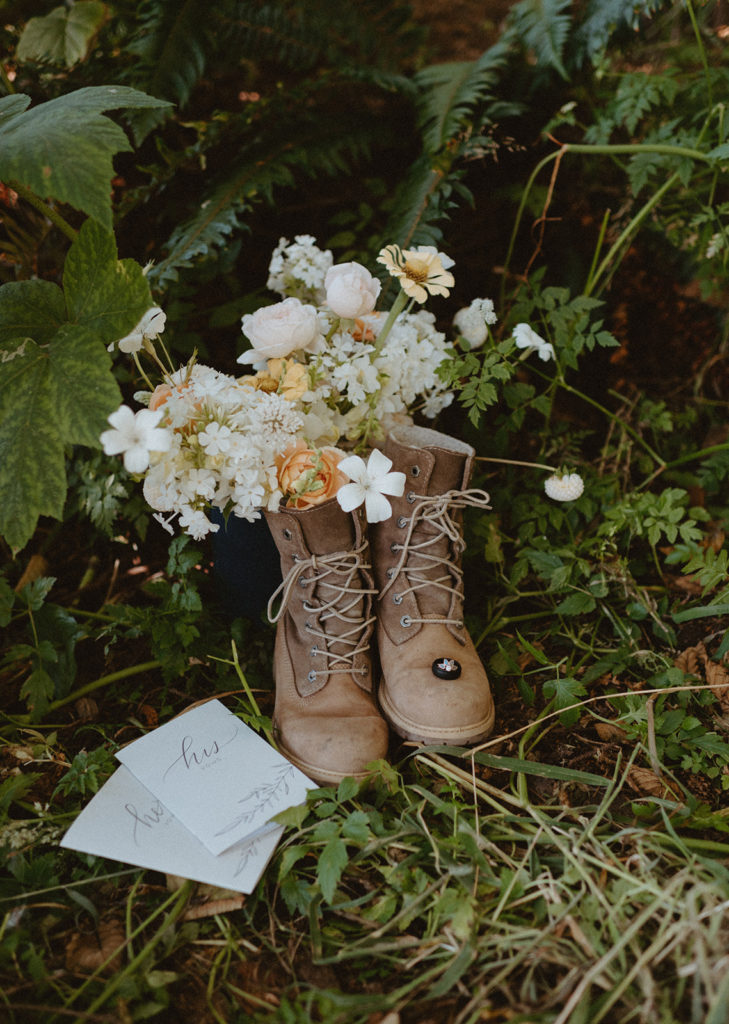 Elopement detail photos with bouquet in boots