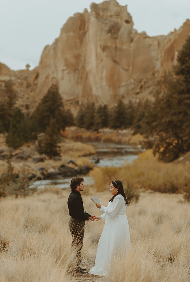 Smith Rock State Park, Oregon elopement ceremony