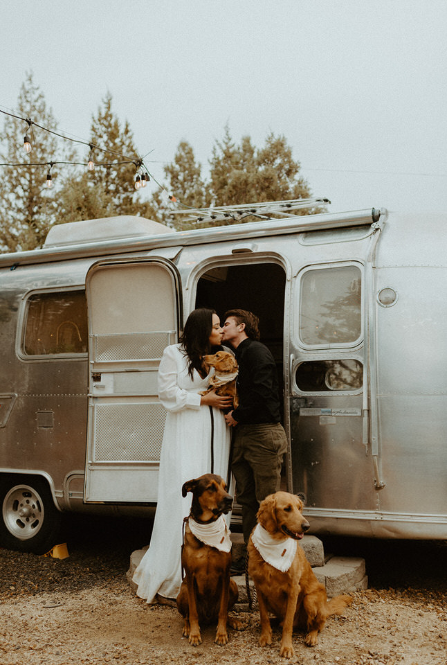 Airstream wedding. Smith Rock State Park elopement with dogs