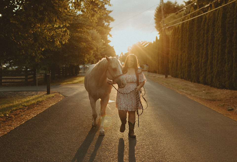 Senior Photos with Horses at sunset
