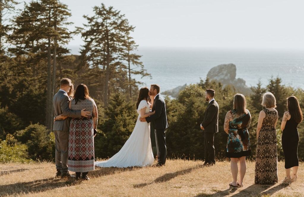 Ecola State park intimate wedding with horizon in the background